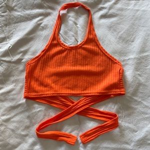 Backless tie crop top